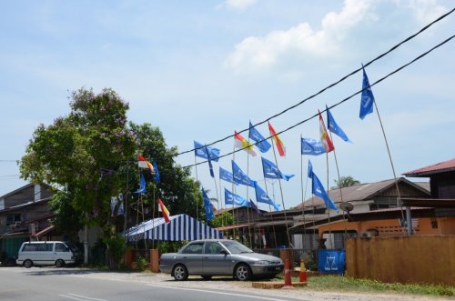 Wahlkampf: Flagge der Barisan Nasional